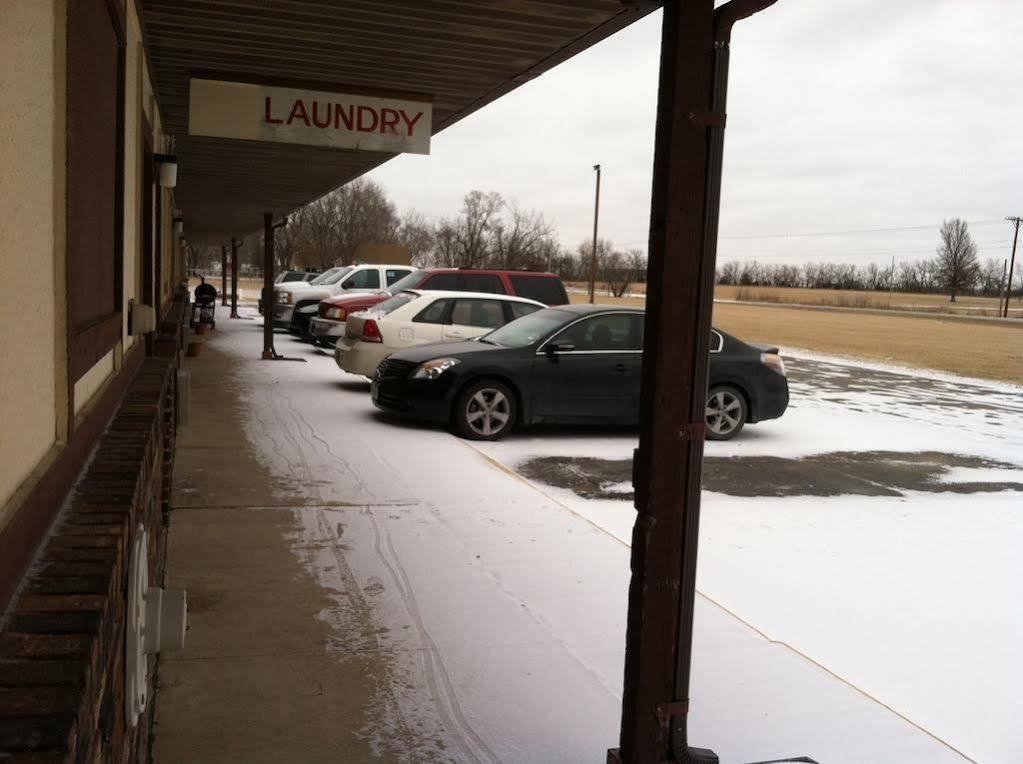 Knights Inn - Chanute Exterior foto